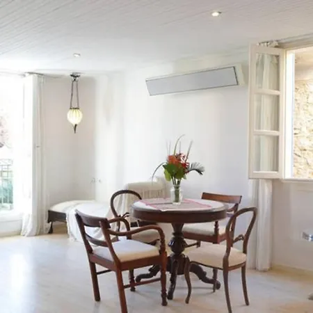 Stylish In The Heart Of The Old Town! Apartment